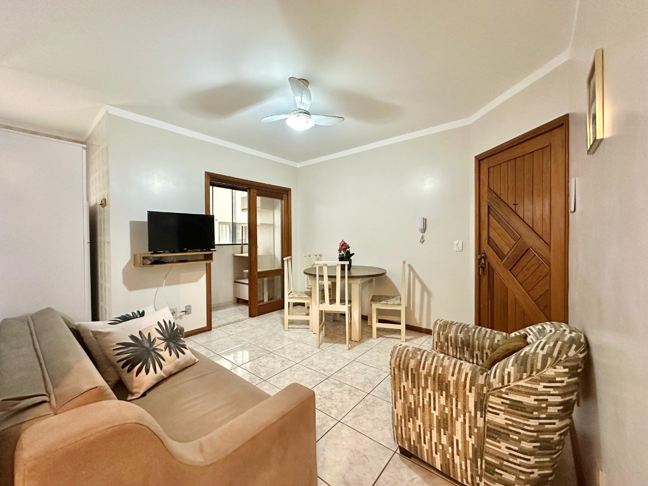 Apartamento 2 dormitórios à venda no bairro Centro em Capão Da Canoa - imovel 1524