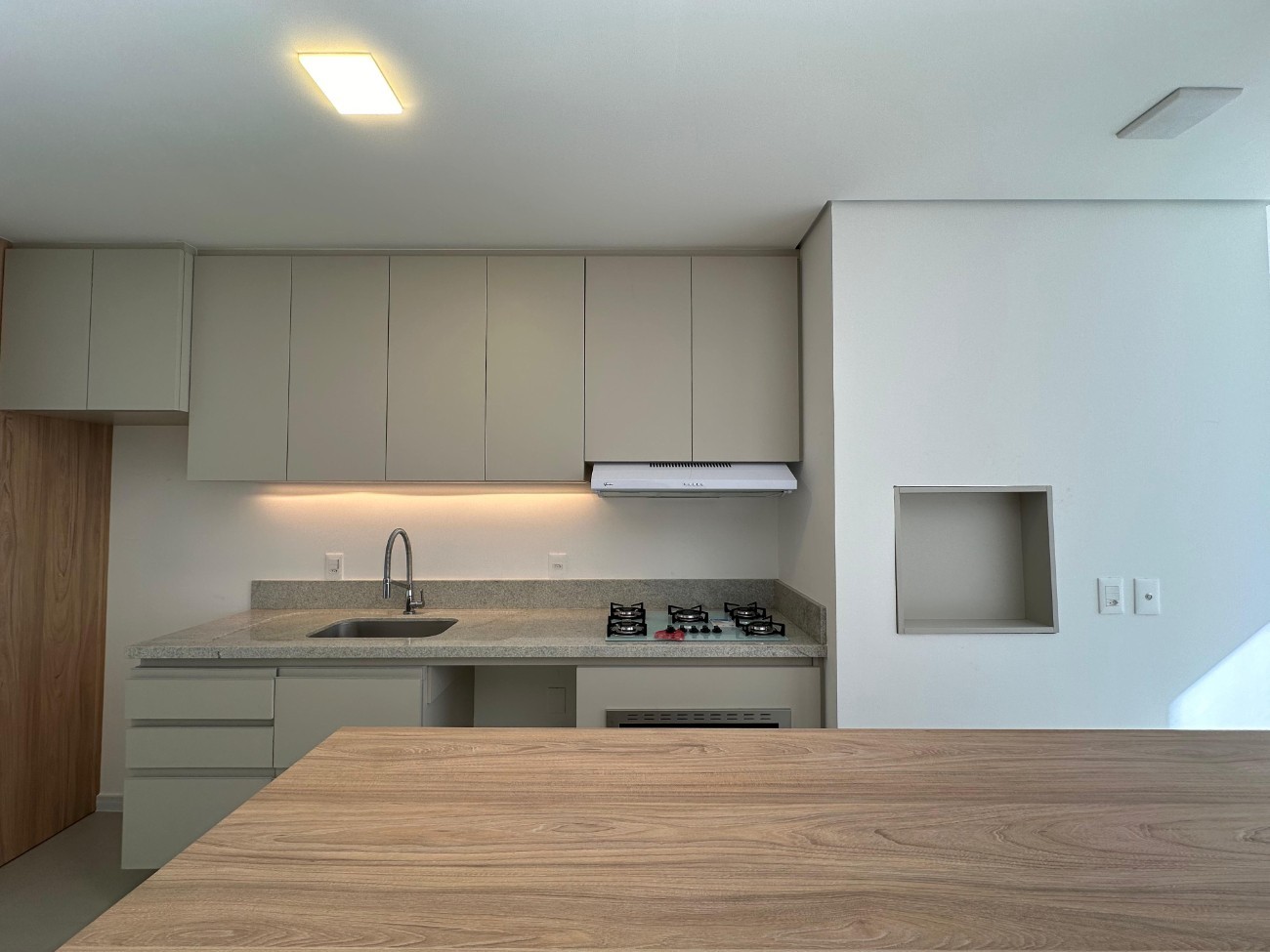 Apartamento 2 dormitórios à venda no bairro Navegantes em Capão Da Canoa - imovel 1847